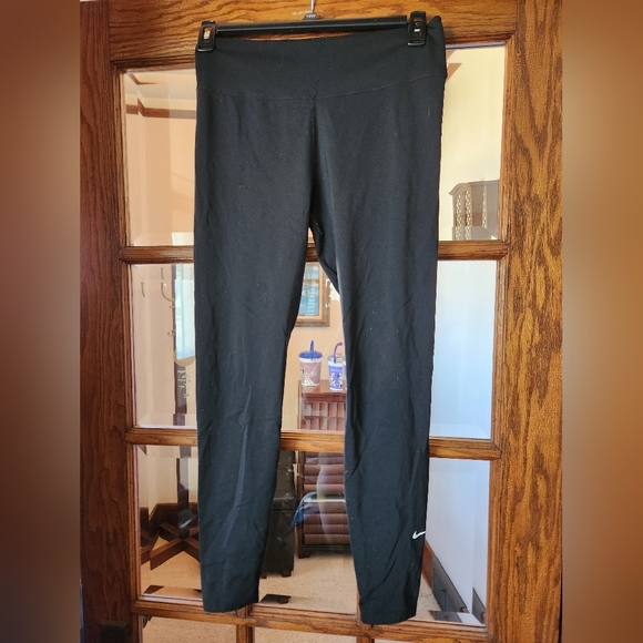 Nike Dri-Fit pants - Picture 1 of 4
